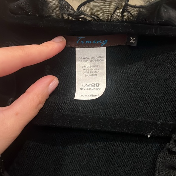 Women Black Faux Fur and Sequence Top Size M - Picture 3 of 5